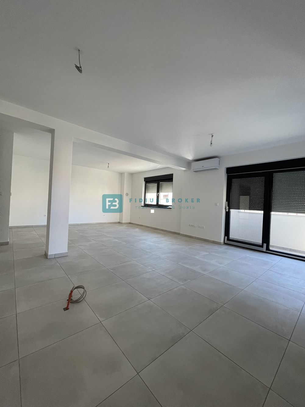 Flat For sale - ŠIBENSKO-KNINSKA VODICE