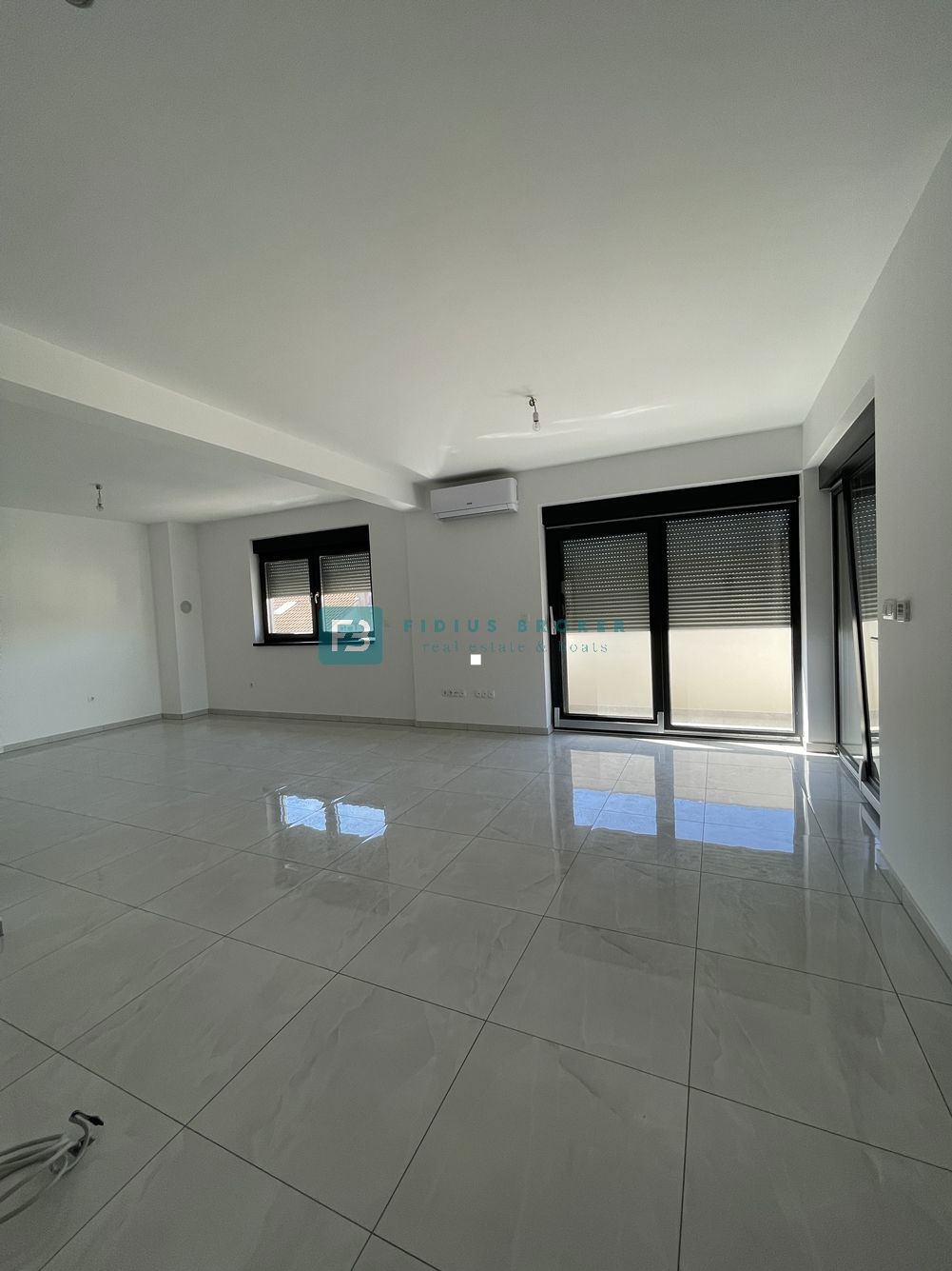Flat For sale - ŠIBENSKO-KNINSKA VODICE