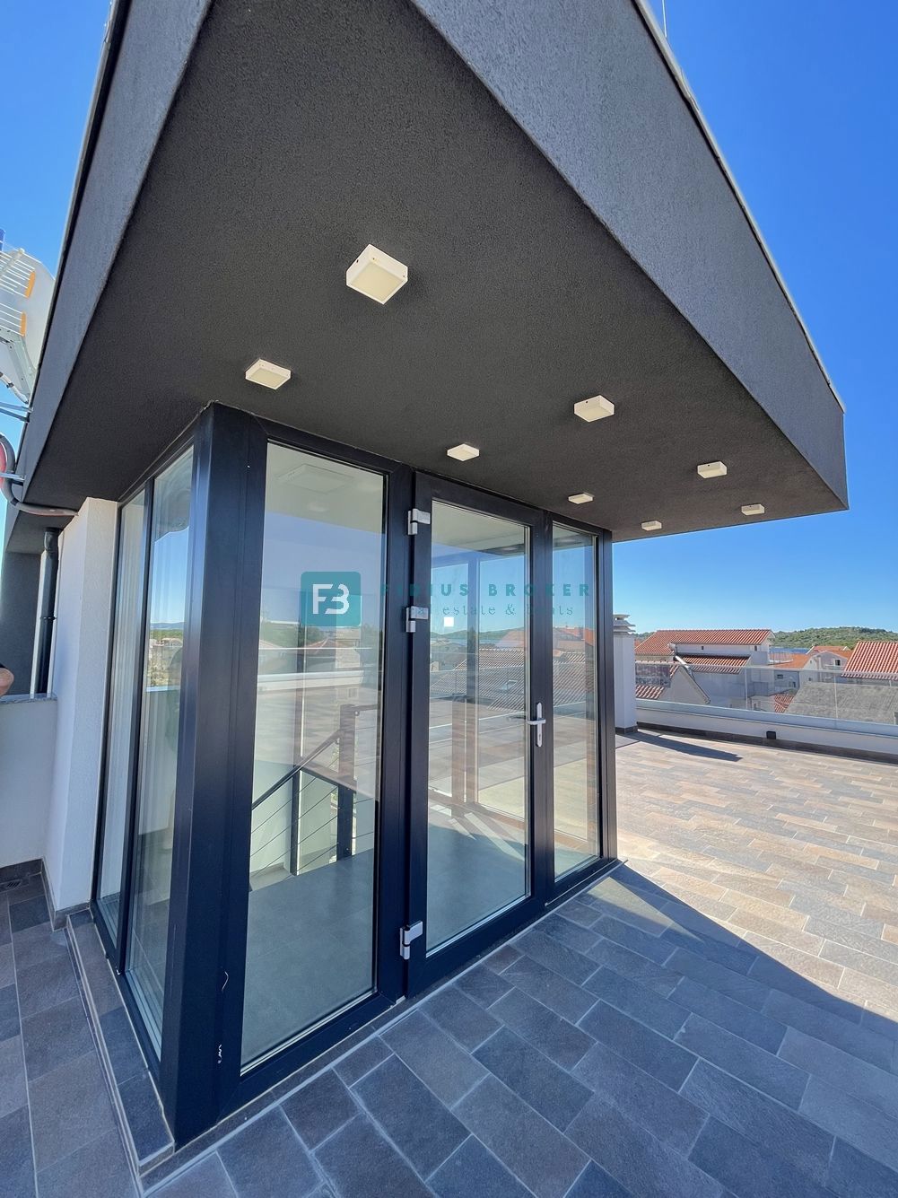 Flat For sale - ŠIBENSKO-KNINSKA VODICE