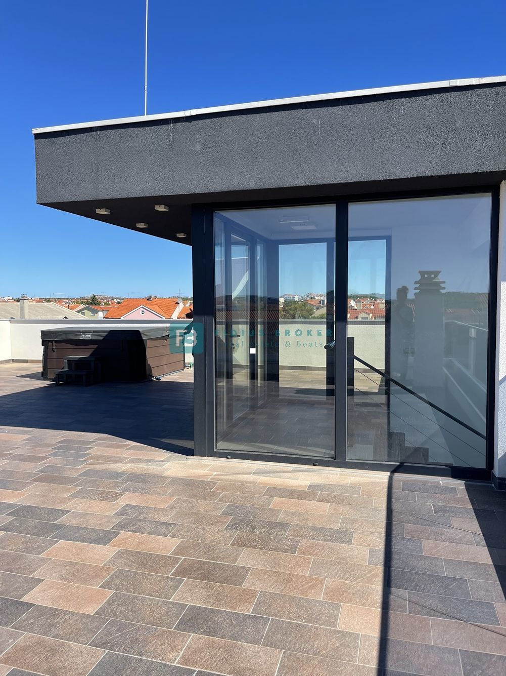 Flat For sale - ŠIBENSKO-KNINSKA VODICE