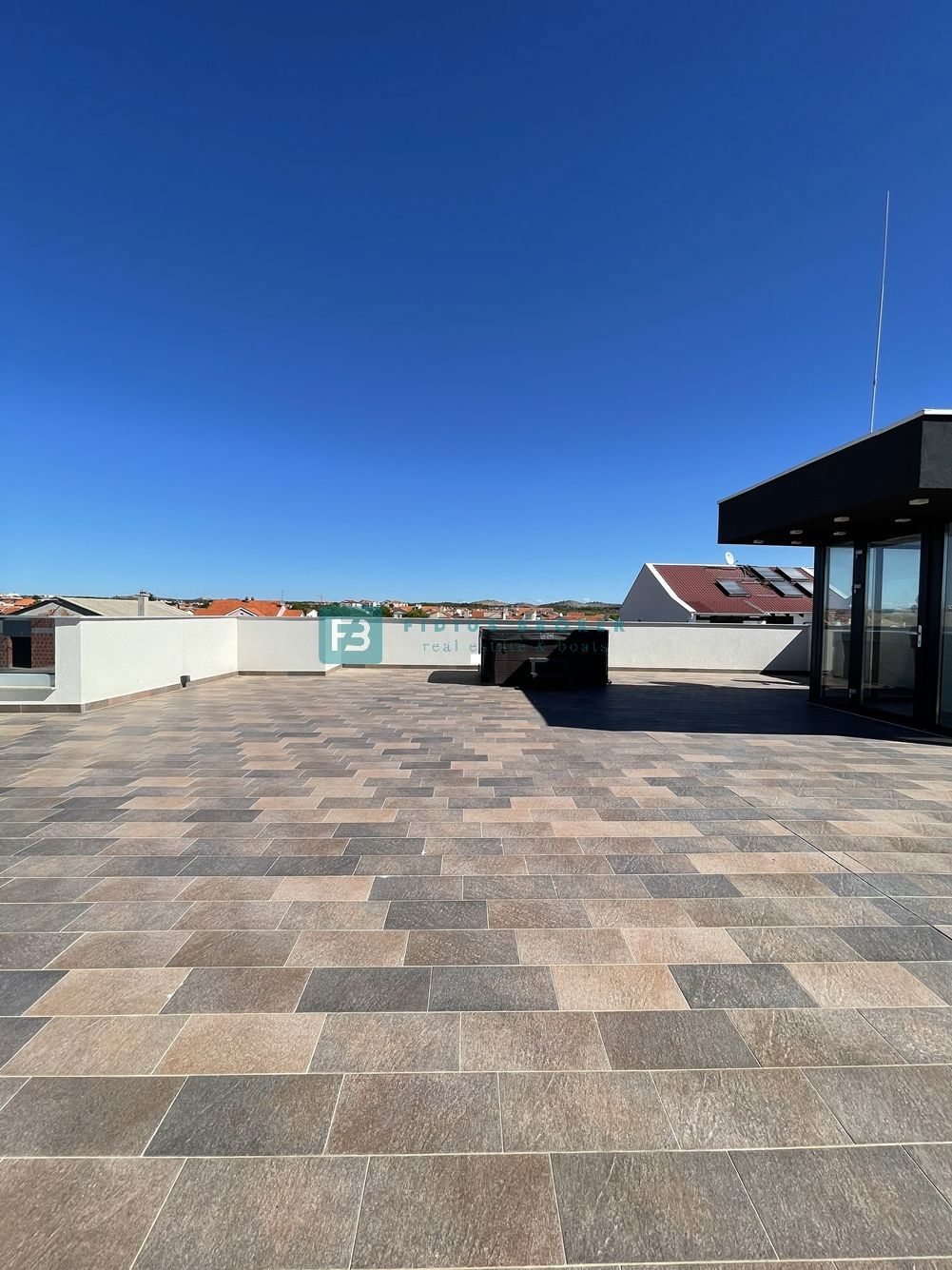 Flat For sale - ŠIBENSKO-KNINSKA VODICE