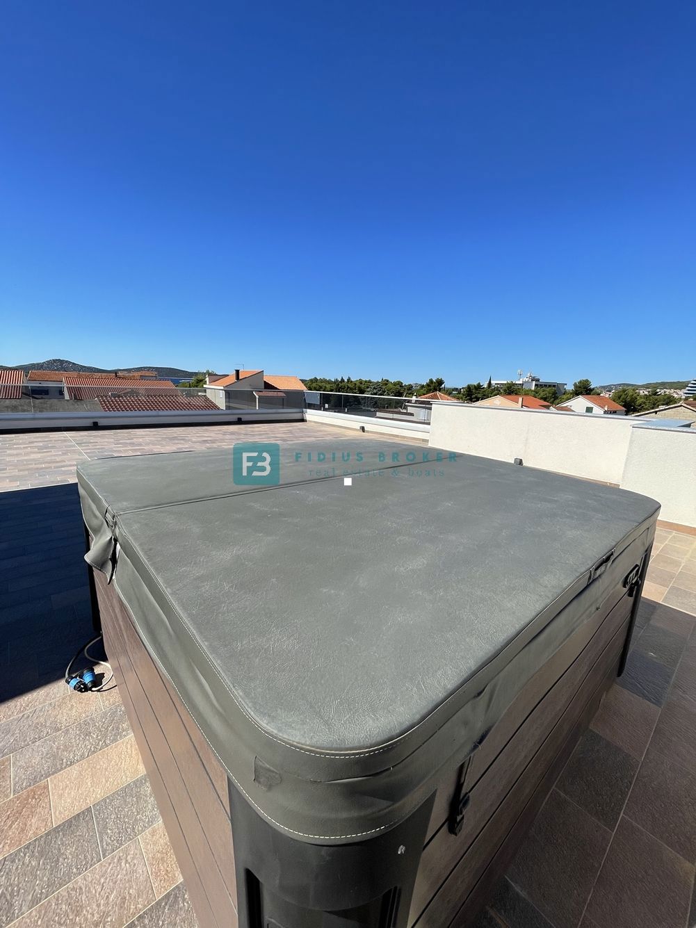 Flat For sale - ŠIBENSKO-KNINSKA VODICE