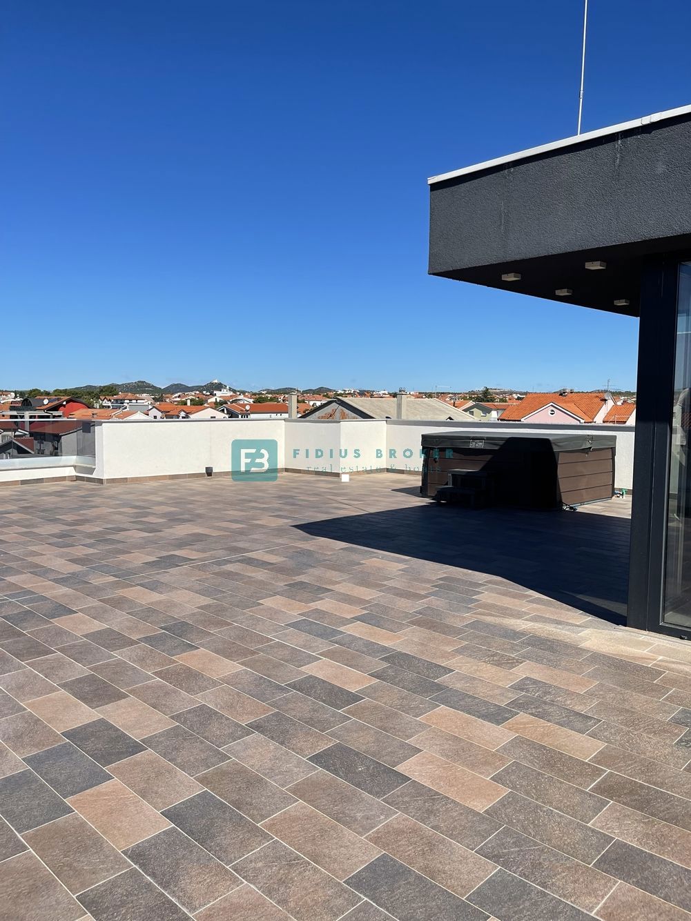Flat For sale - ŠIBENSKO-KNINSKA VODICE