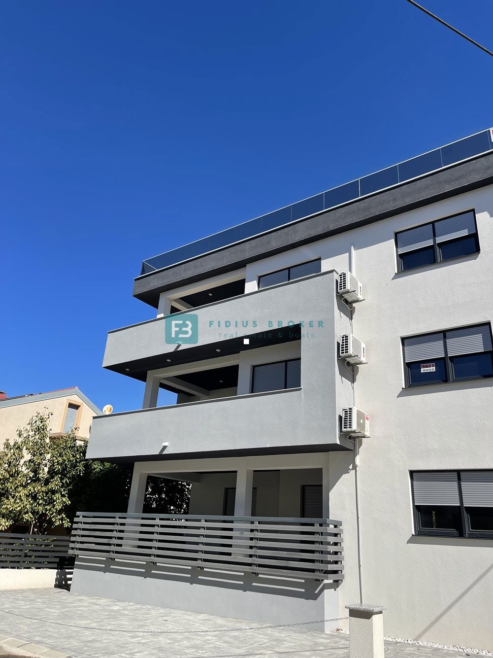 Flat For sale - ŠIBENSKO-KNINSKA VODICE
