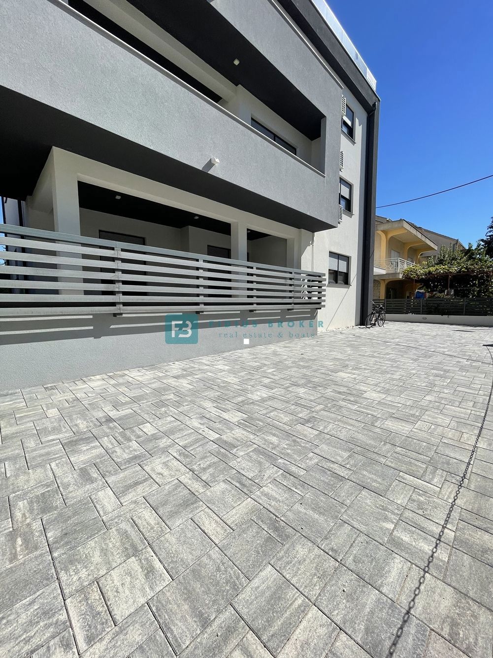 Flat For sale - ŠIBENSKO-KNINSKA VODICE