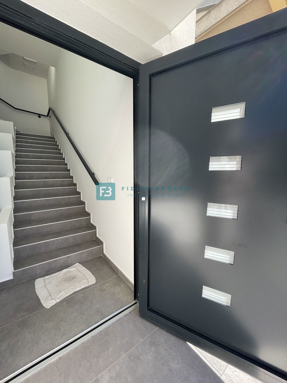 Flat For sale - ŠIBENSKO-KNINSKA VODICE