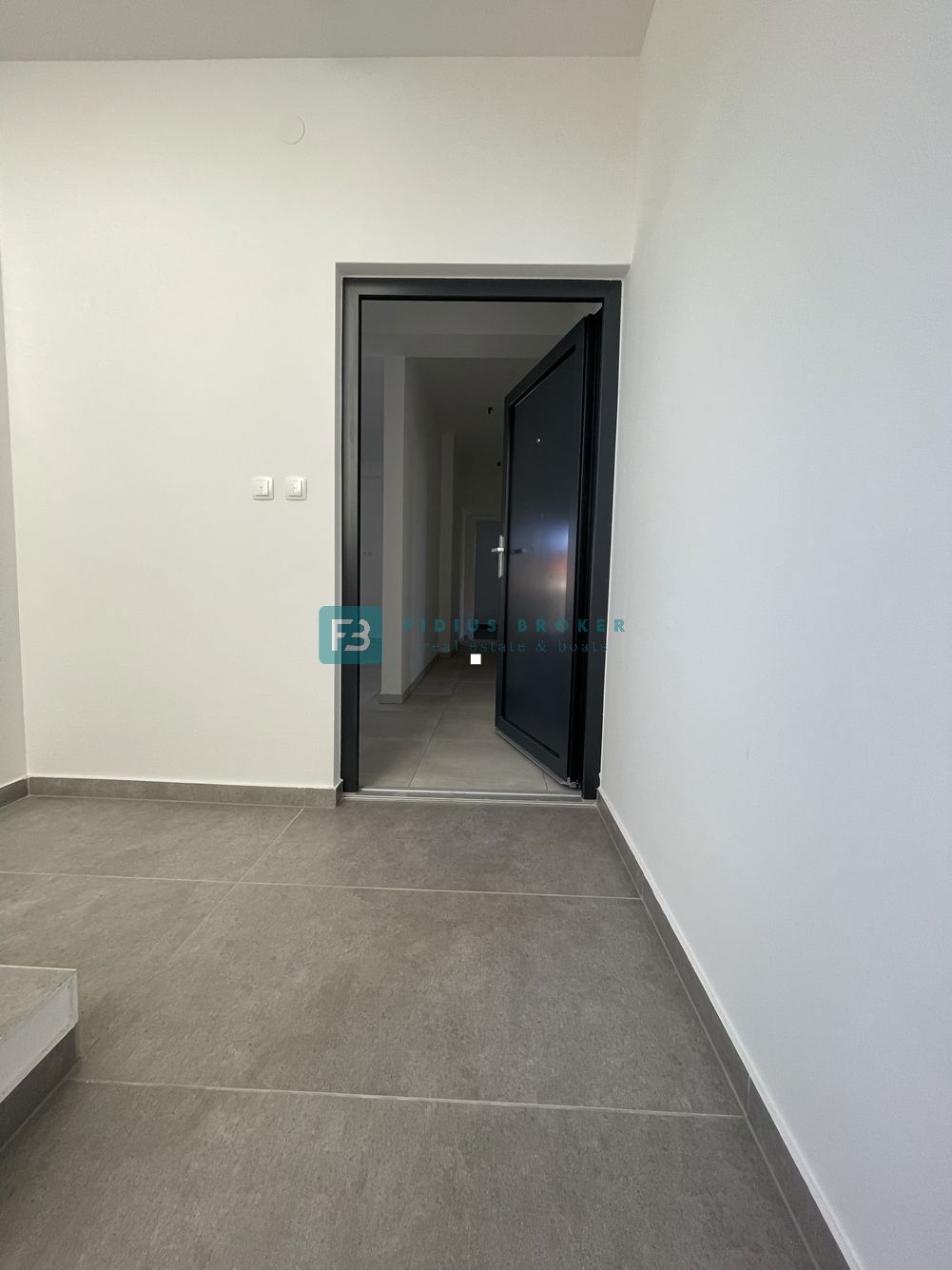 Flat For sale - ŠIBENSKO-KNINSKA VODICE