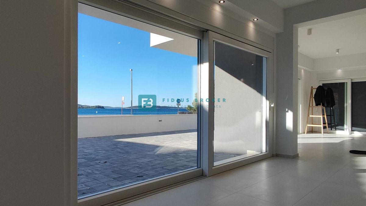 Lokal użytkowy Na sprzedaż - ŠIBENSKO-KNINSKA VODICE