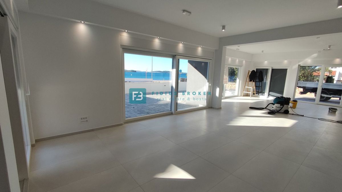 Lokal użytkowy Na sprzedaż - ŠIBENSKO-KNINSKA VODICE
