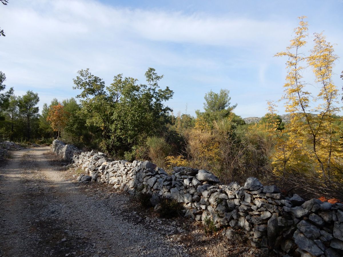 Parcela Na predaj - ŠIBENSKO-KNINSKA VODICE