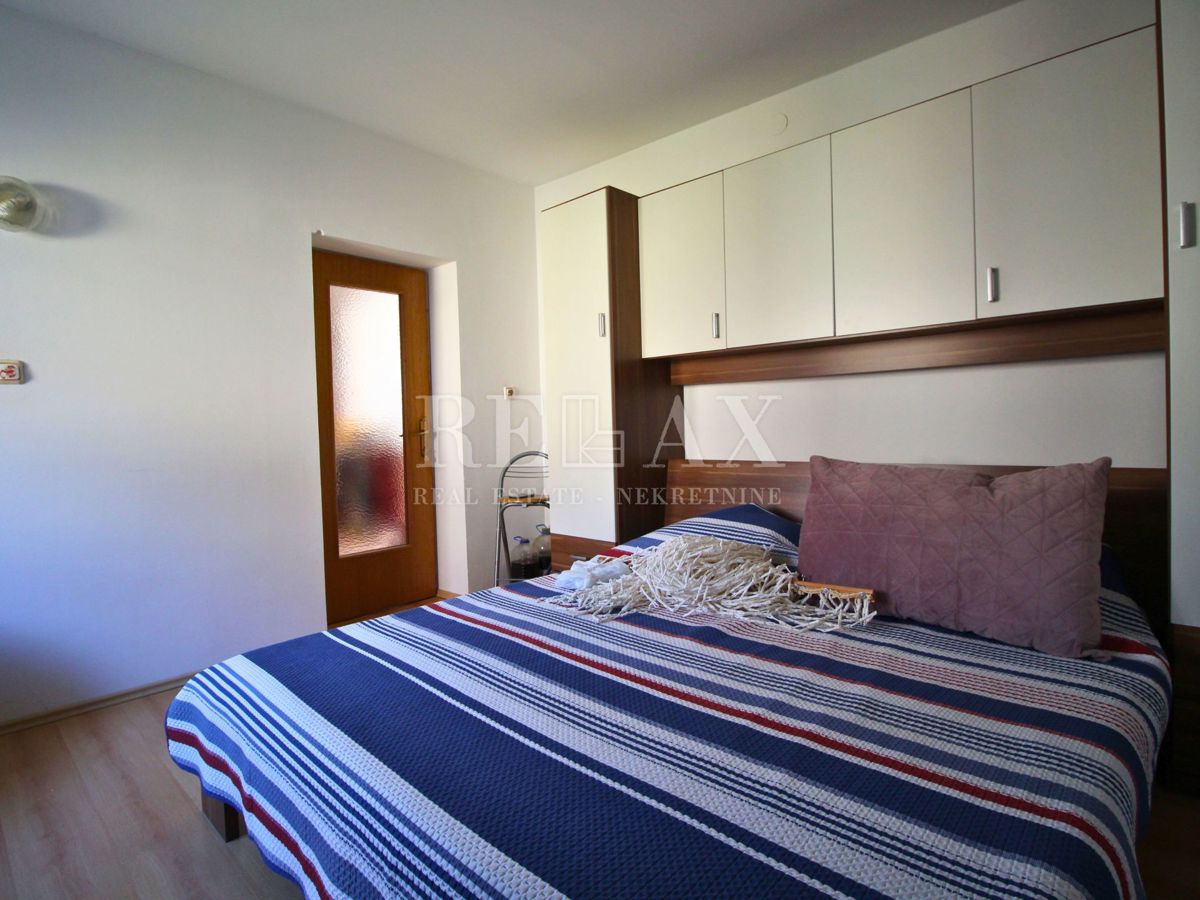 Kuća Na prodaju - PRIMORSKO-GORANSKA CRIKVENICA