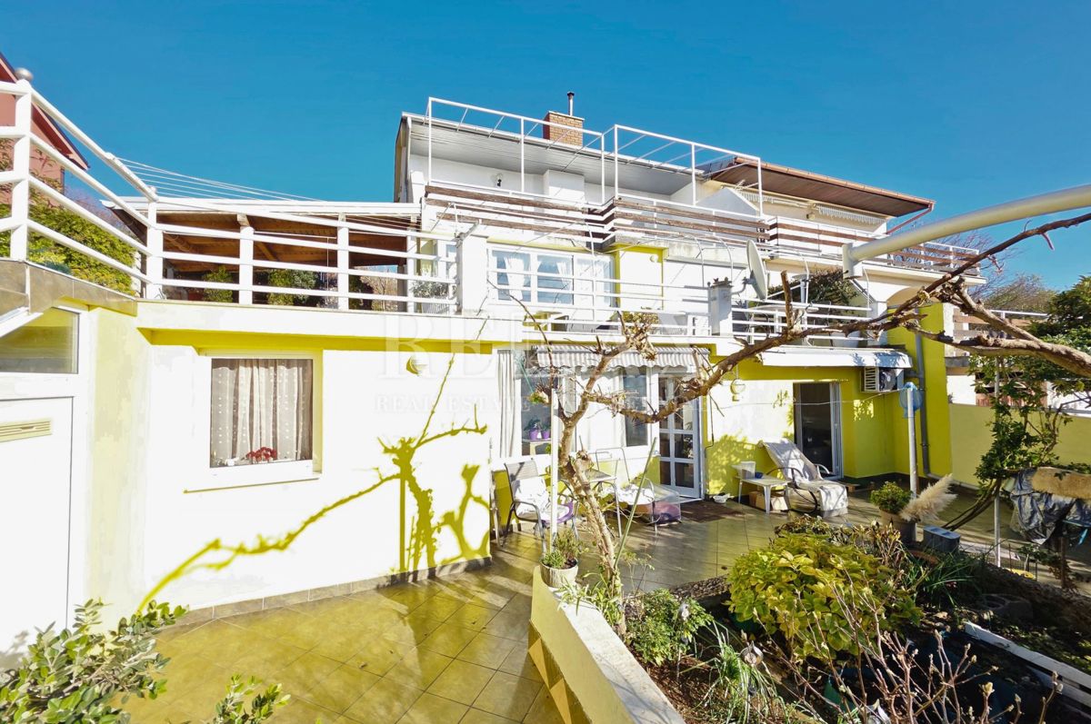 House For sale - PRIMORSKO-GORANSKA CRIKVENICA