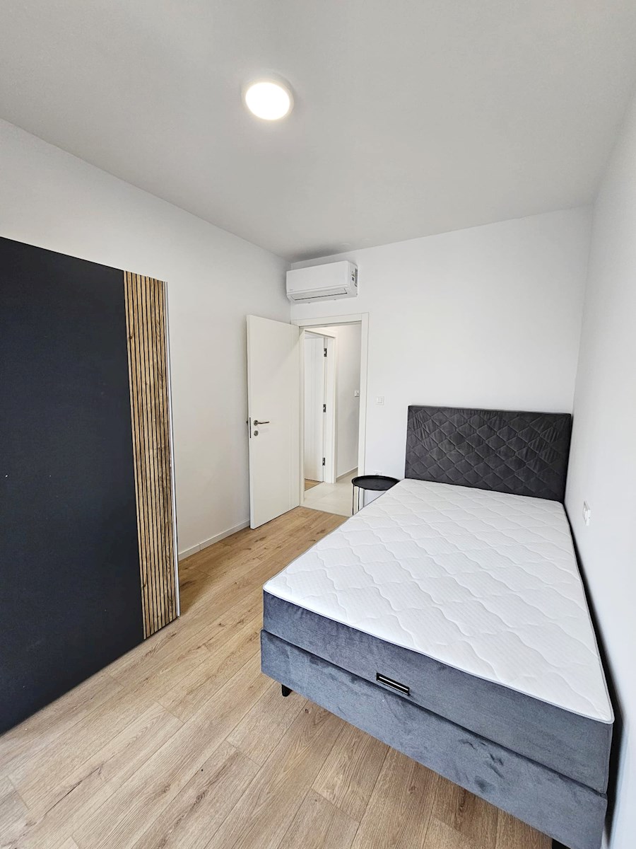 Appartement À vendre - ŠIBENSKO-KNINSKA VODICE
