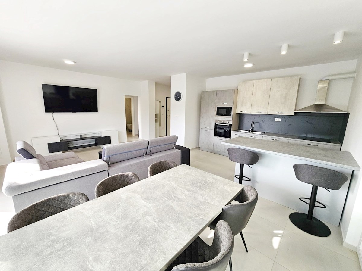 Appartement À vendre - ŠIBENSKO-KNINSKA VODICE