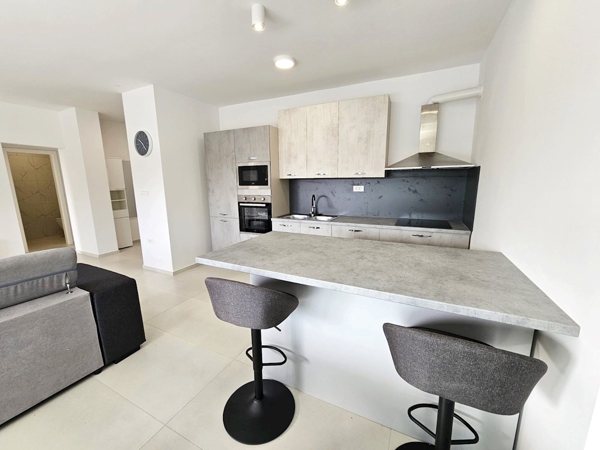 Appartement À vendre - ŠIBENSKO-KNINSKA VODICE