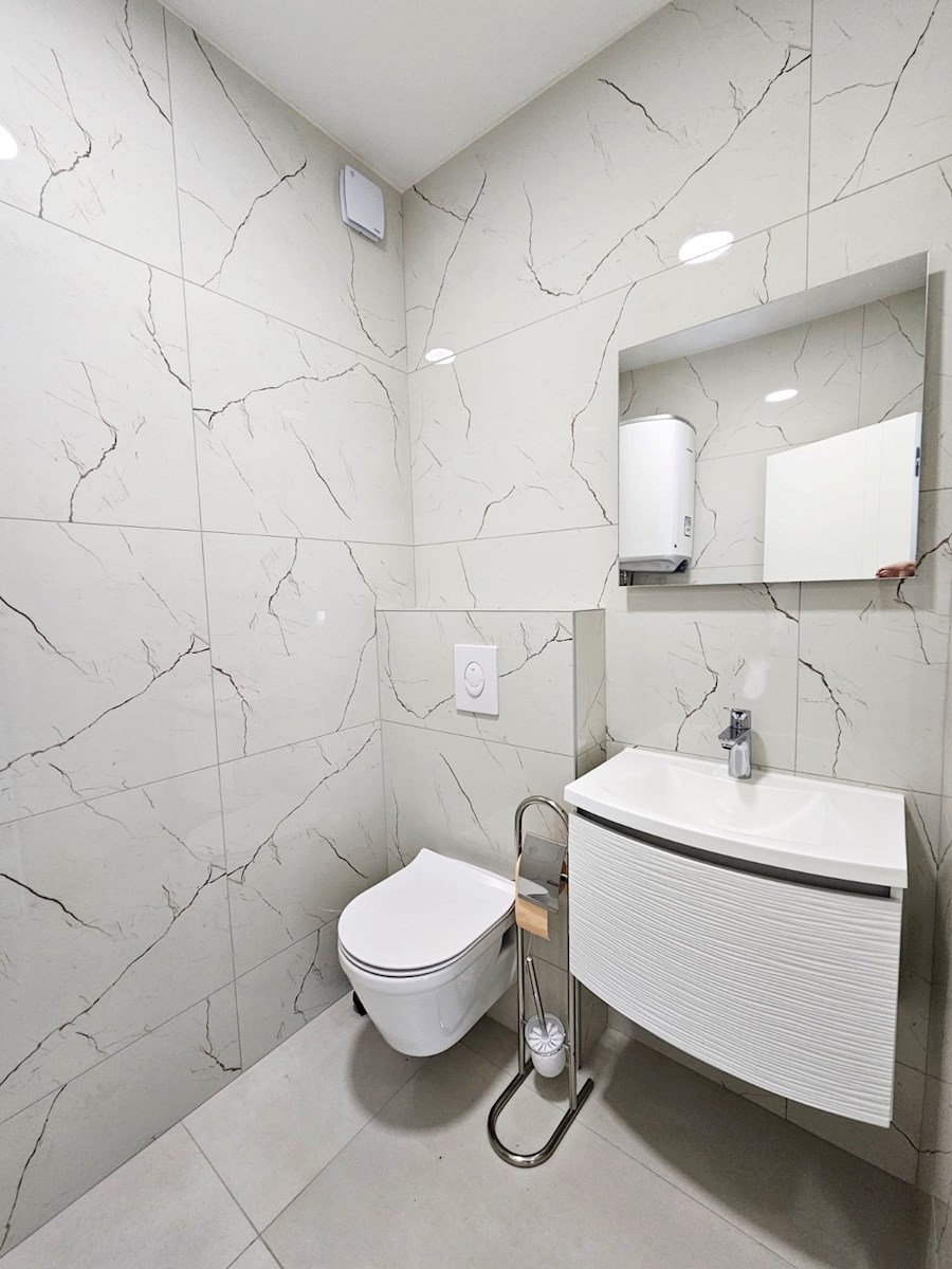 Appartement À vendre - ŠIBENSKO-KNINSKA VODICE