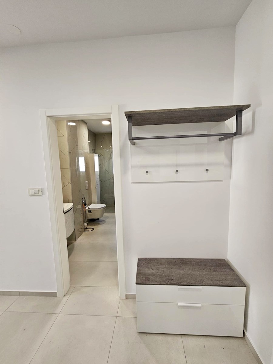 Appartement À vendre - ŠIBENSKO-KNINSKA VODICE