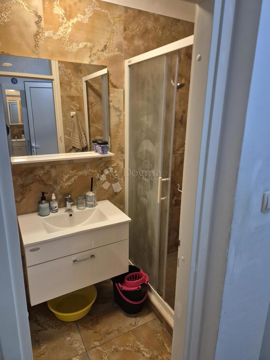 Flat For sale - SPLITSKO-DALMATINSKA SPLIT