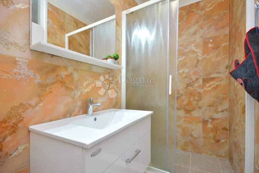 Flat For sale - SPLITSKO-DALMATINSKA SPLIT