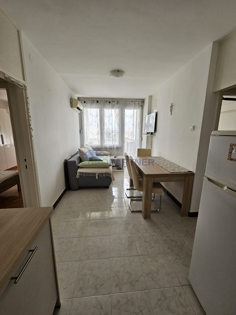 Mieszkanie Na sprzedaż - SPLITSKO-DALMATINSKA SPLIT