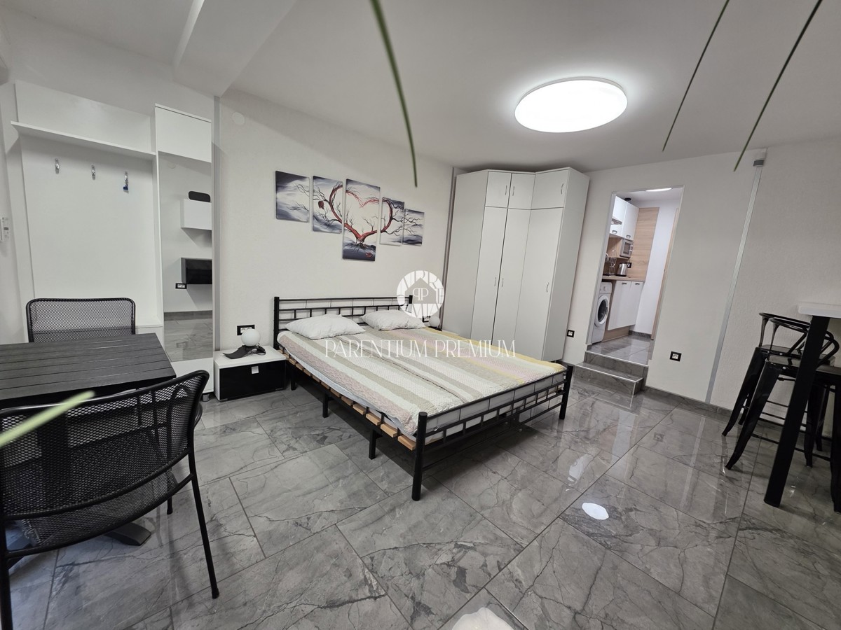 Apartmán Na predaj - ISTARSKA POREČ