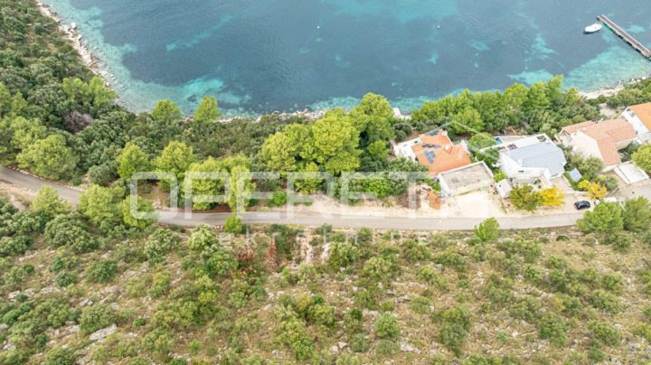 Terreno in vendita 507 m² – Lastovo
