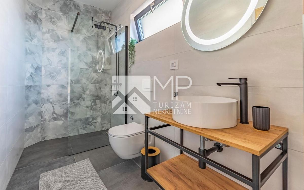 House For sale - ISTARSKA MEDULIN