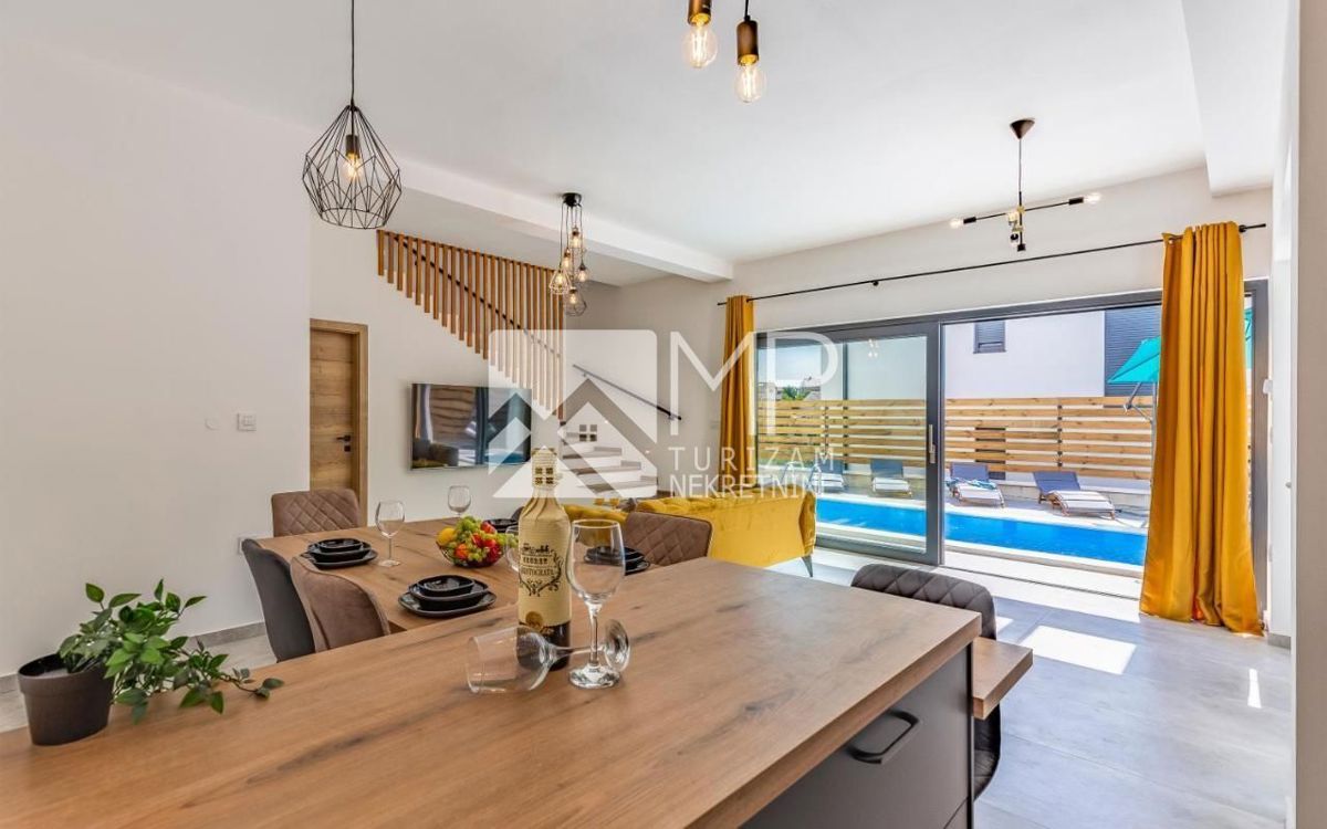 House For sale - ISTARSKA MEDULIN