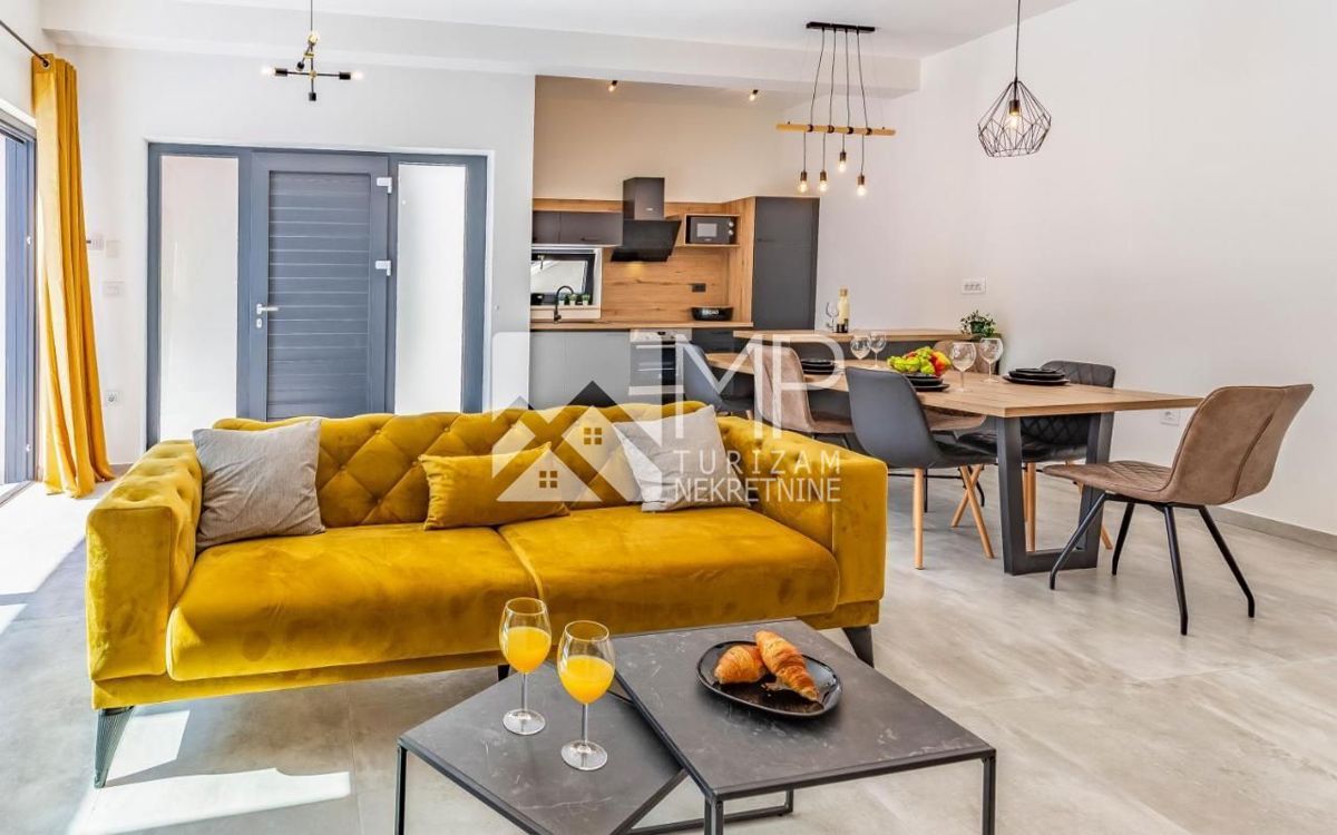 House For sale - ISTARSKA MEDULIN