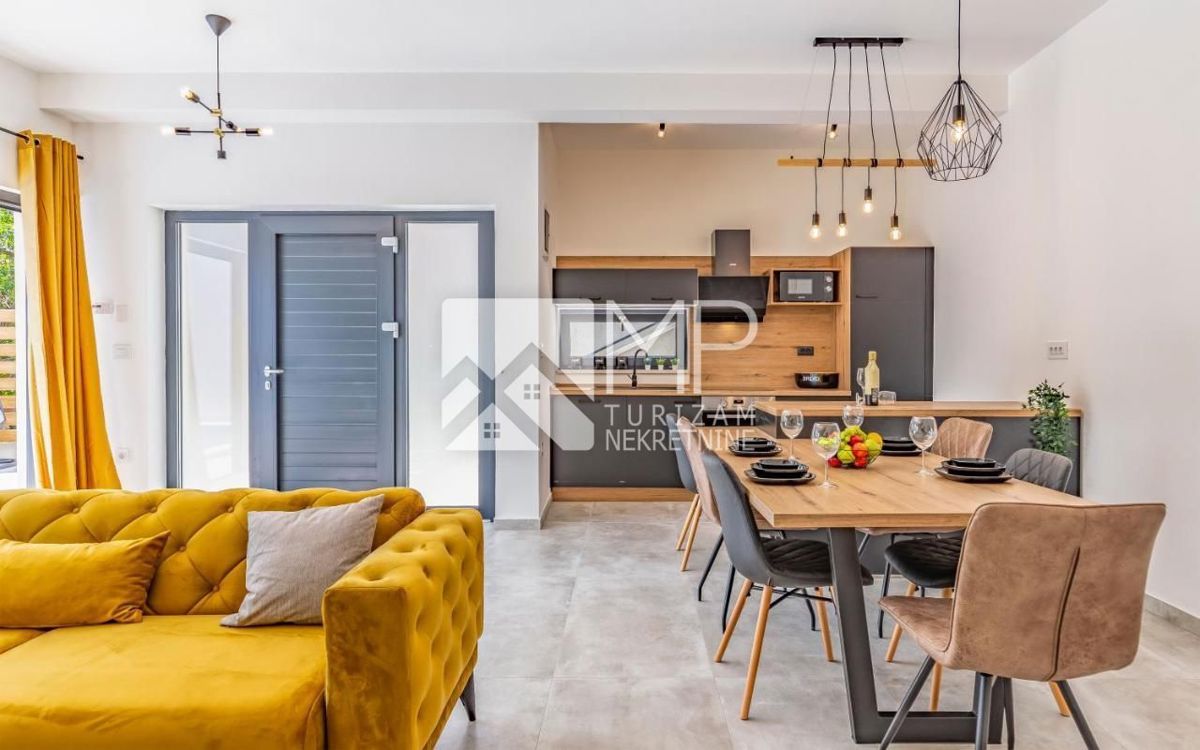 House For sale - ISTARSKA MEDULIN