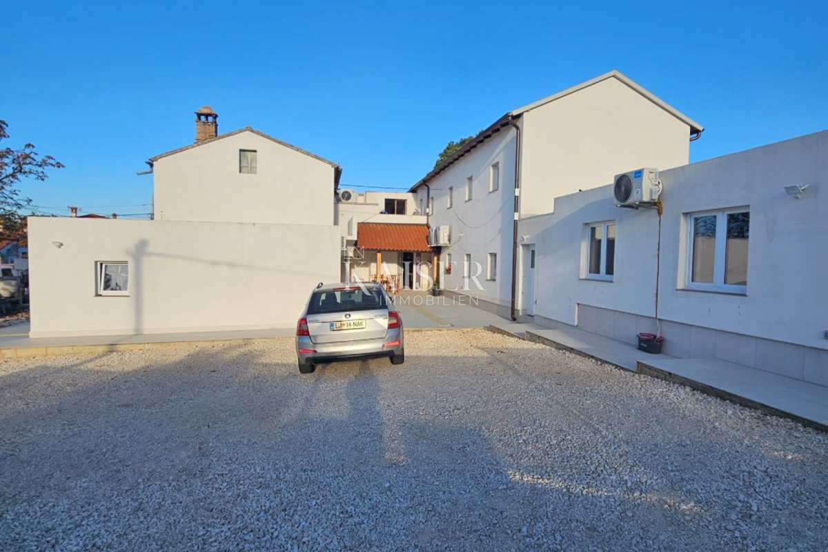 Maison À vendre - Istarska Kaštelir - foto 1/17