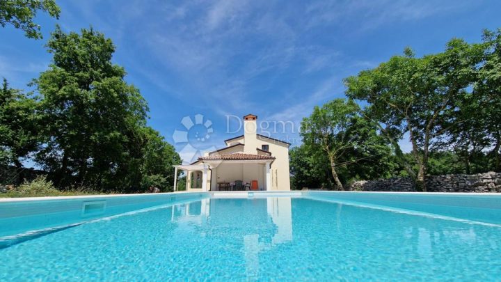 Haus zu verkaufen 310 m² – Sveti Petar U Šumi