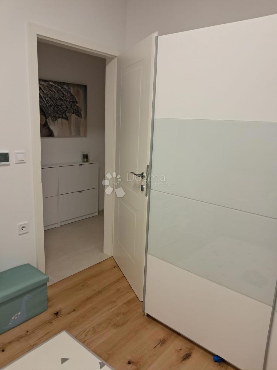 Kuća Na prodaju - ISTARSKA SVETI PETAR U ŠUMI