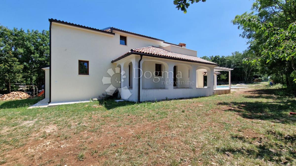 Kuća Na prodaju - ISTARSKA SVETI PETAR U ŠUMI