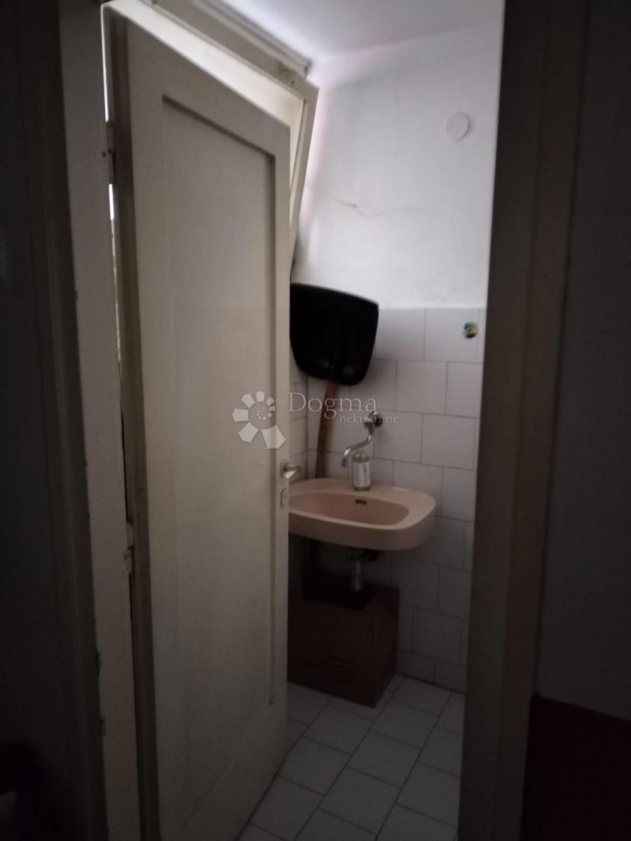 Komerčné Na predaj - KARLOVAČKA KARLOVAC