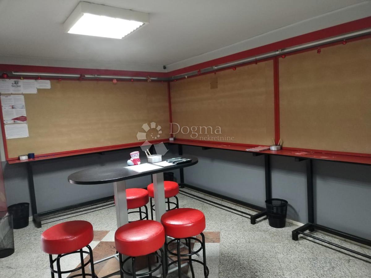 Komerčné Na predaj - KARLOVAČKA KARLOVAC