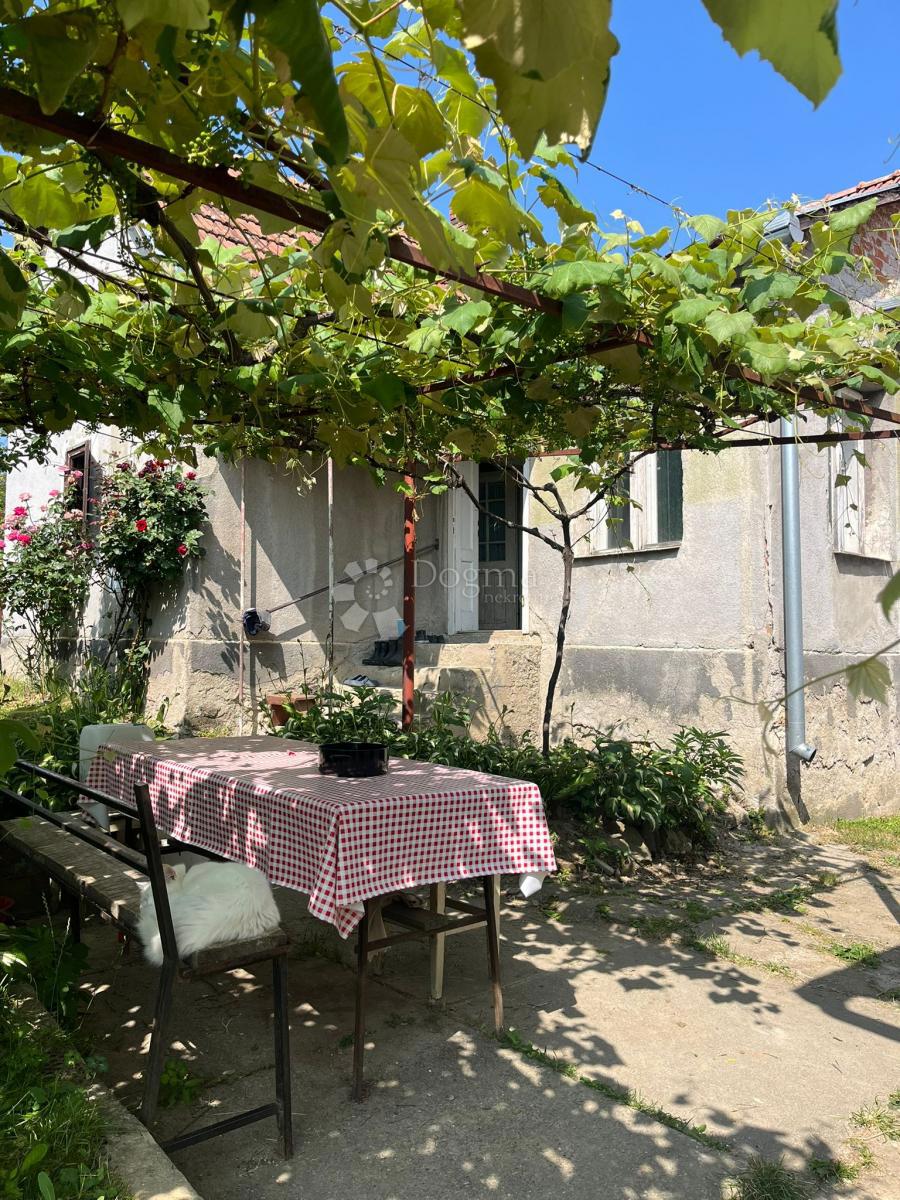 House For sale - OSJEČKO-BARANJSKA NAŠICE