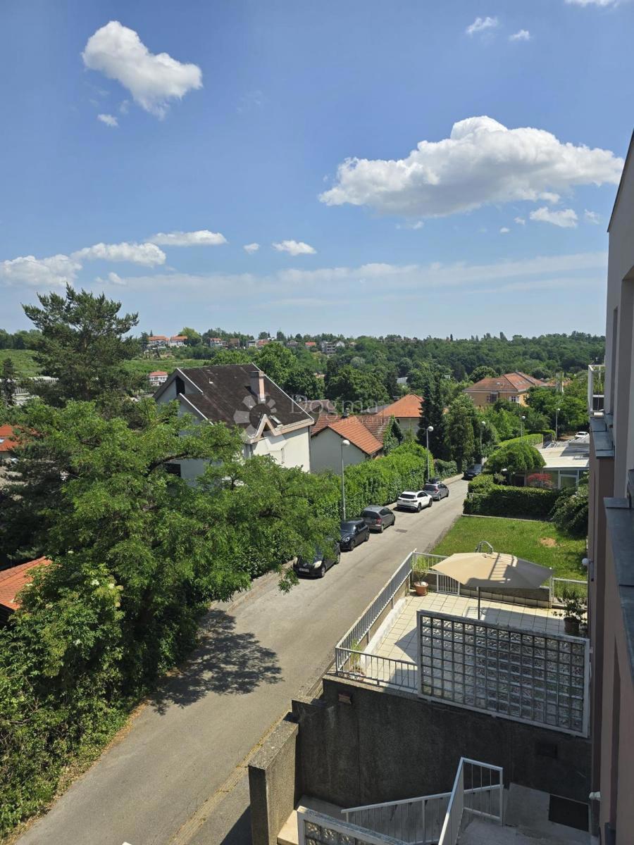 Apartmán Na predaj - GRAD ZAGREB ZAGREB