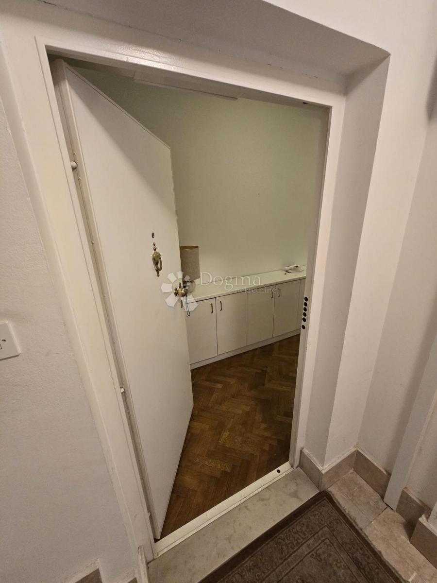 Apartmán Na predaj - GRAD ZAGREB ZAGREB