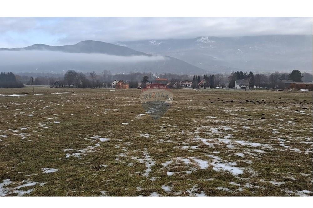 Zemljište Na prodaju - LIČKO-SENJSKA PLITVIČKA JEZERA