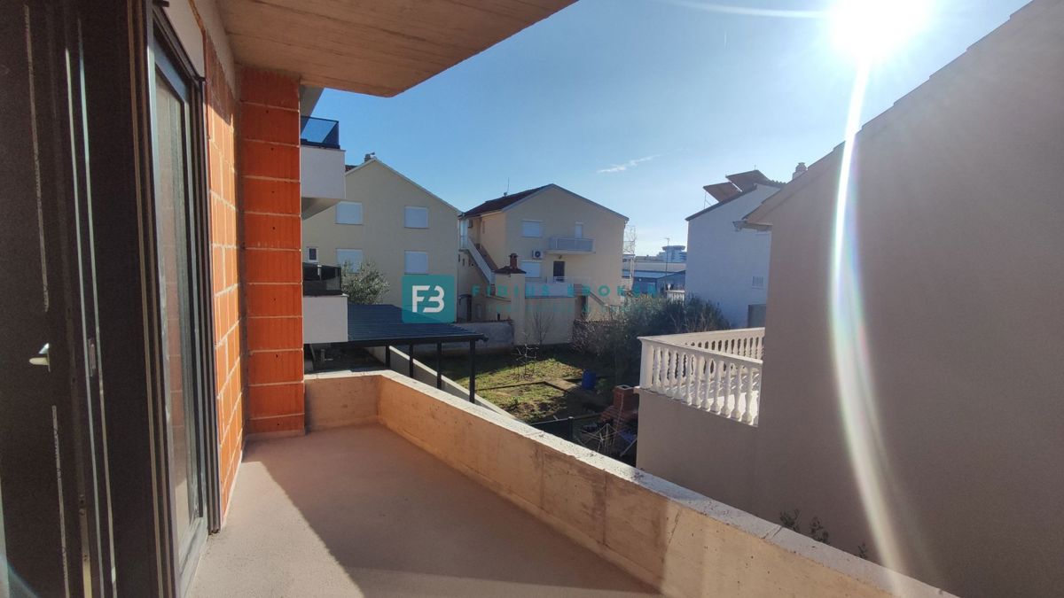 House For sale - ŠIBENSKO-KNINSKA VODICE
