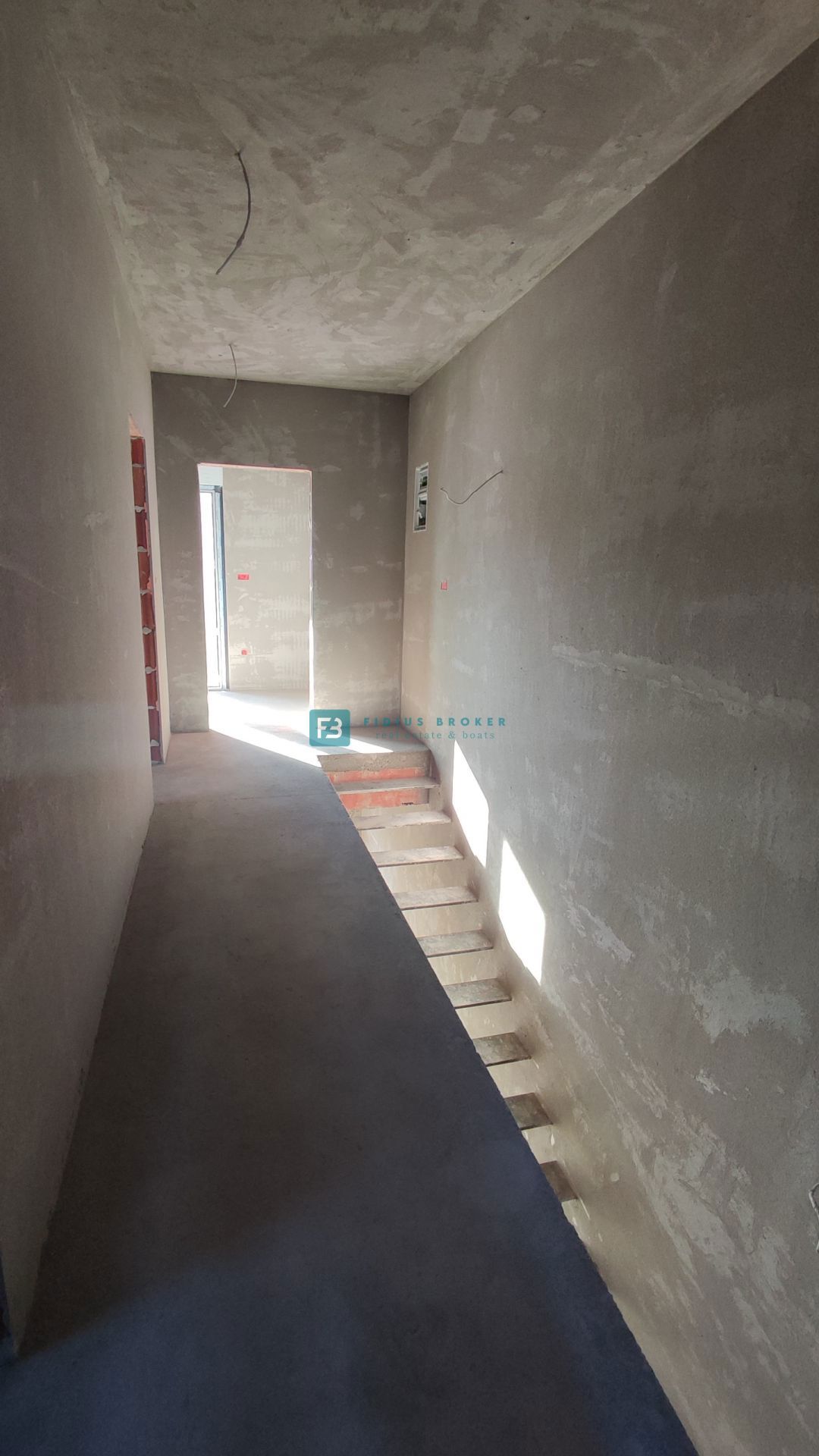 House For sale - ŠIBENSKO-KNINSKA VODICE