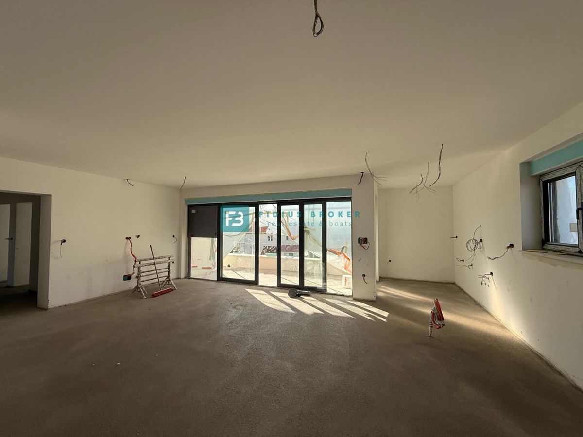 Flat For sale - ŠIBENSKO-KNINSKA VODICE