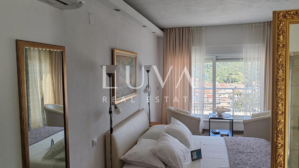 House For sale - SPLITSKO-DALMATINSKA VIS