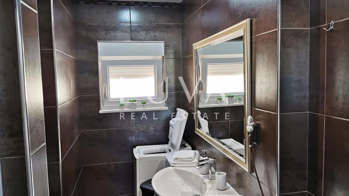 House For sale - SPLITSKO-DALMATINSKA VIS