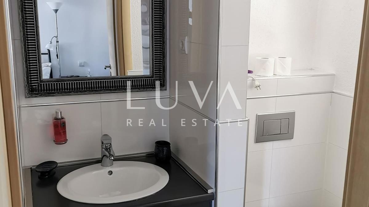 House For sale - SPLITSKO-DALMATINSKA VIS