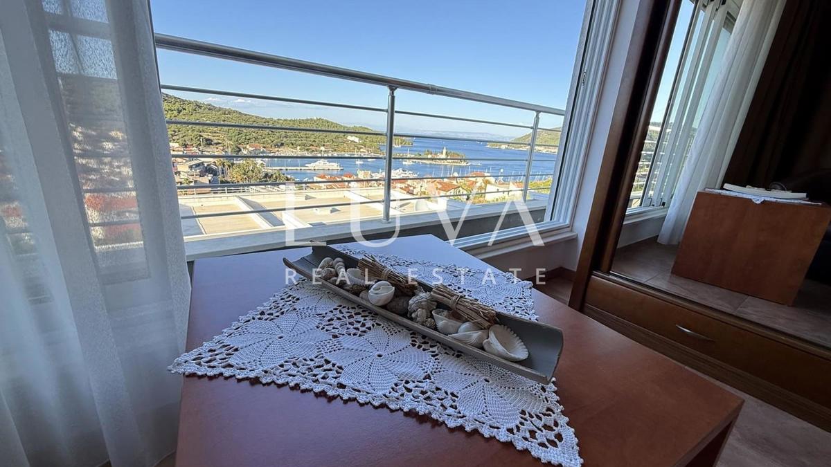 House For sale - SPLITSKO-DALMATINSKA VIS