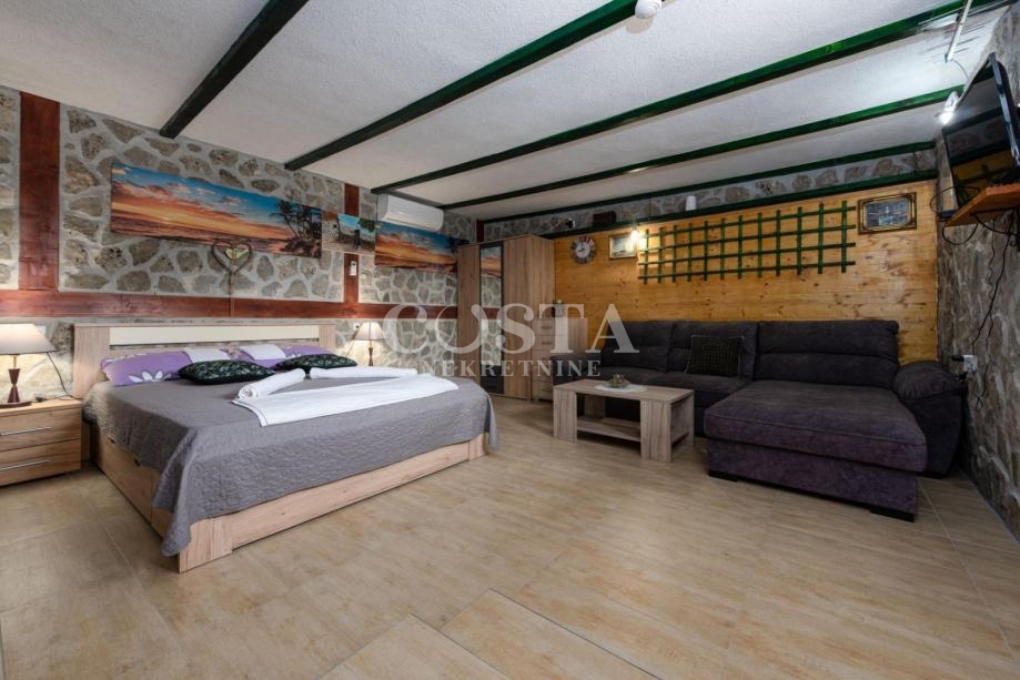 House For sale - ZADARSKA BENKOVAC