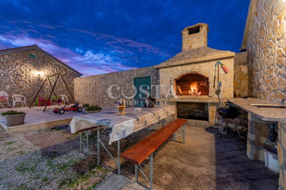 House For sale - ZADARSKA BENKOVAC