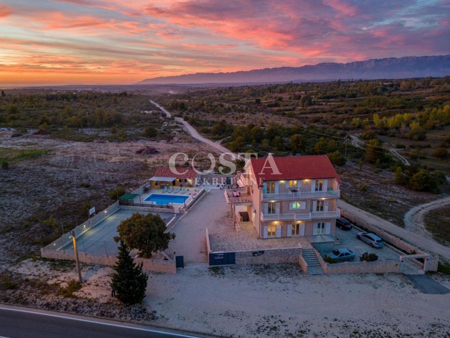 House For sale - ZADARSKA BENKOVAC
